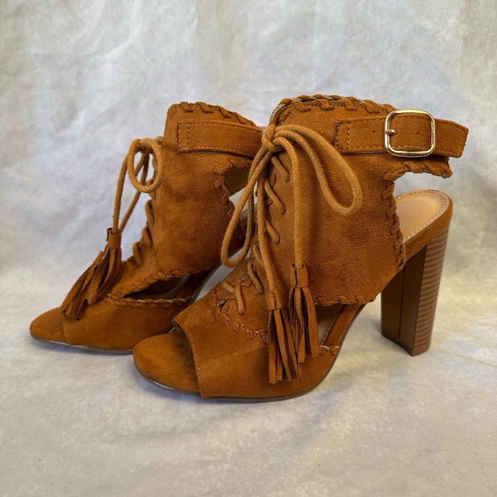 Lorelai Chunky Heeled Sandal